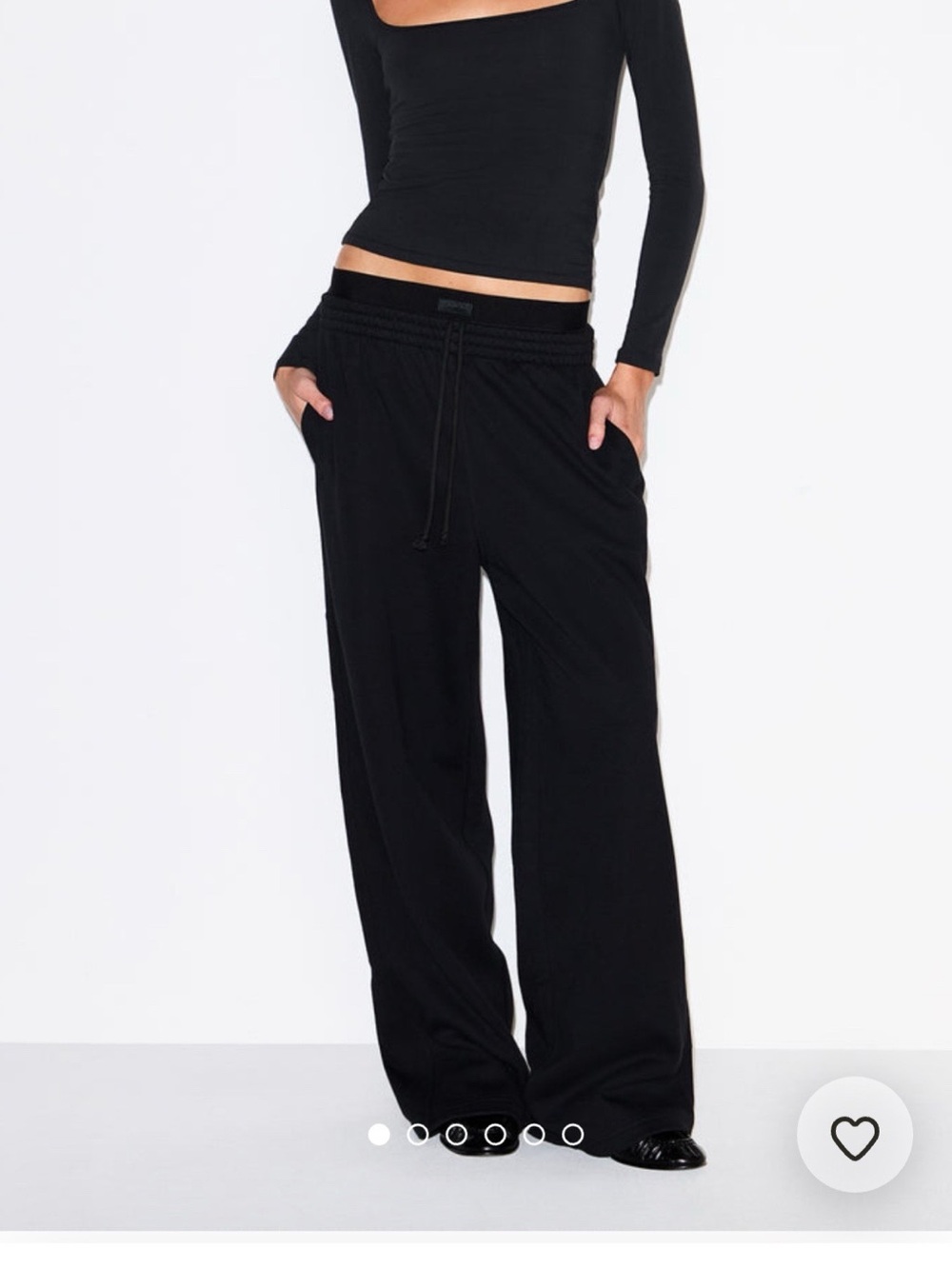 Skims double waist exposed boxer boyfriend sweatpants NWT